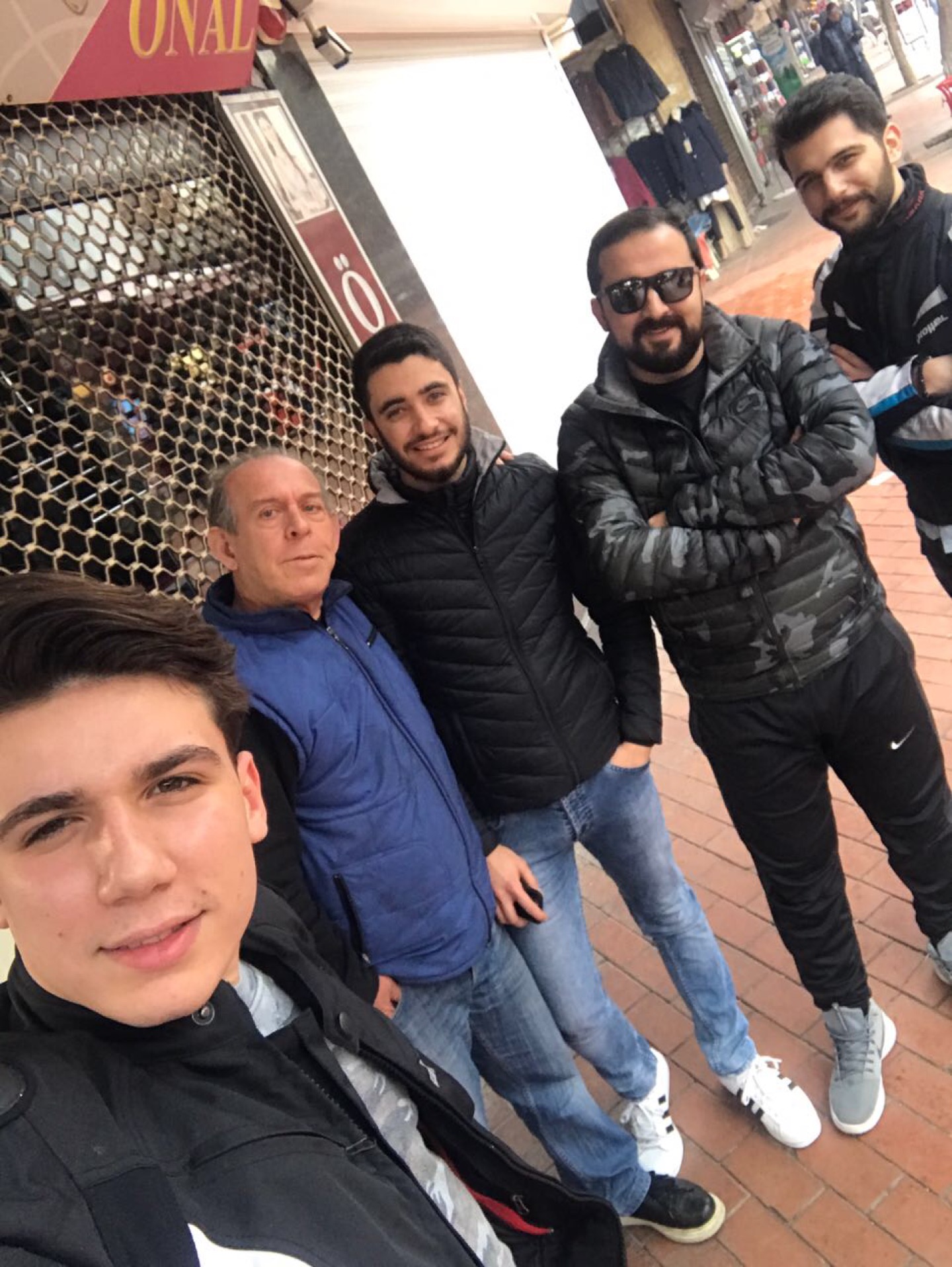 GENÇ ELEGANT İLETİŞİM | Uzun Çarşı No:31, 09800 Nazilli/Aydin | +90 532 710 97 06