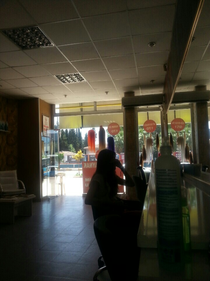 Rapunzell Saç Dünyası& Tasarım | G.M.K Bulvari Tatlı Apt. No:436/B, Yenisehir/Mersin | +90 532 155 18 95