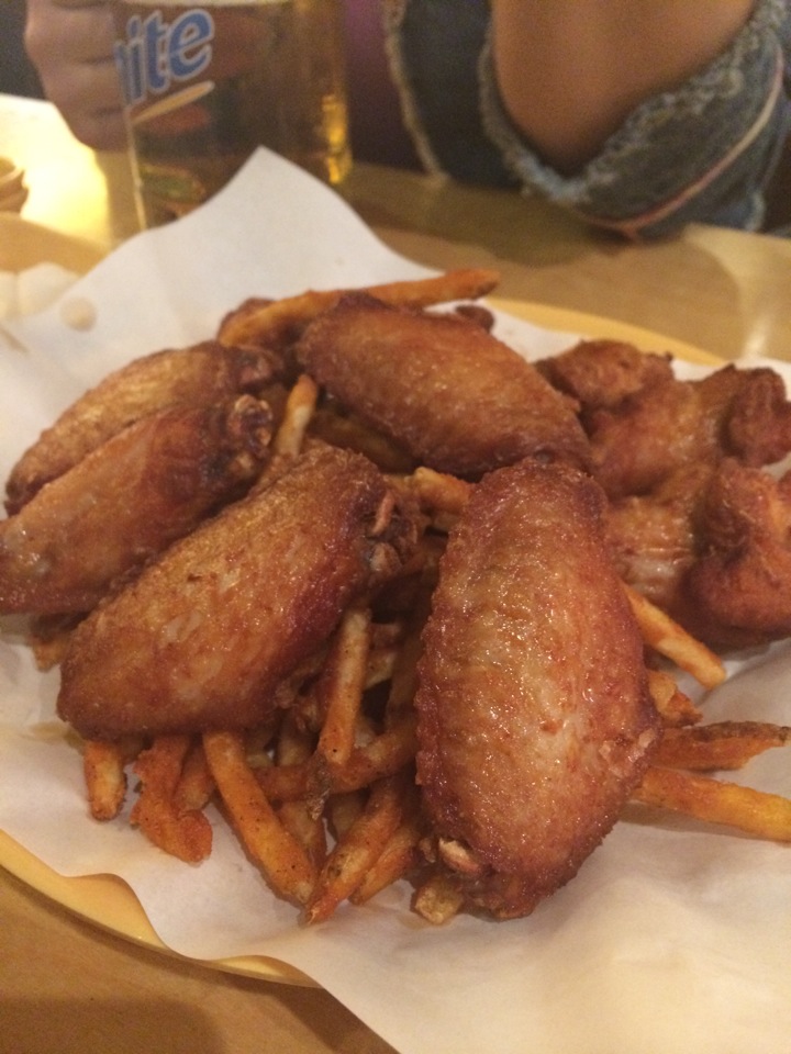 깐부치킨 kkanbu chicken | 서울특별시 서초구 남부순환로 2419 | +82 2-522-9230