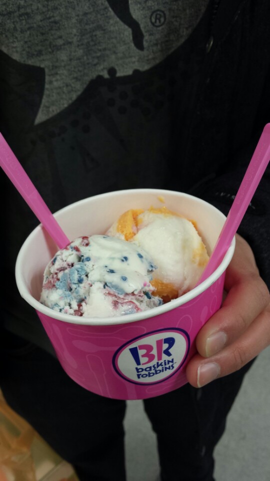Baskin Robbins 31 | 서울 마포구 삼개로 10-1 | +82 2-3272-3131 Baskin Robbins 31 | 서울 마포구 삼개로 10-1 | +82 2-3272-3131