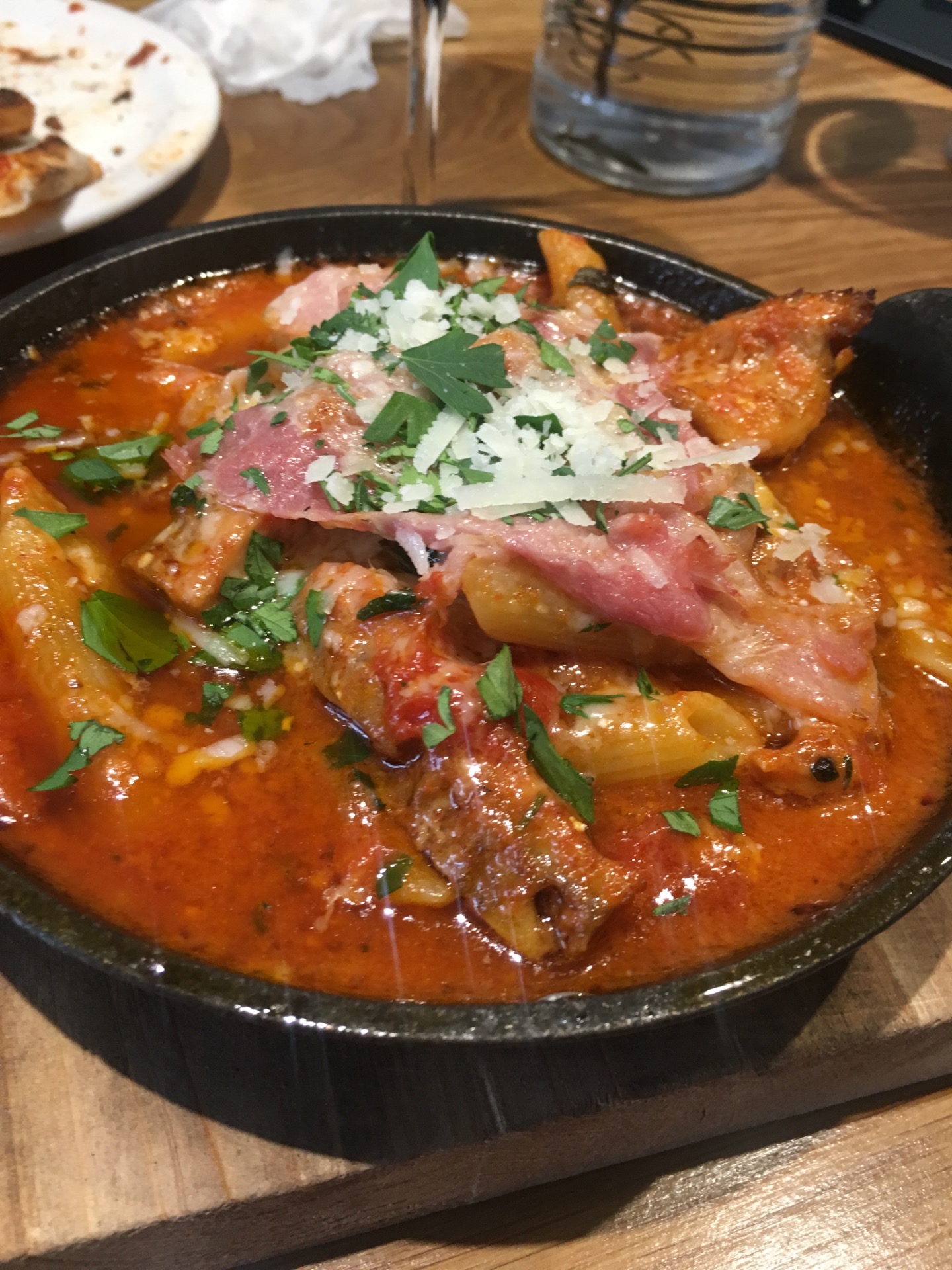 bistro piuzza | 서울 강남구 논현동 21-10 | +82 2-518-2110