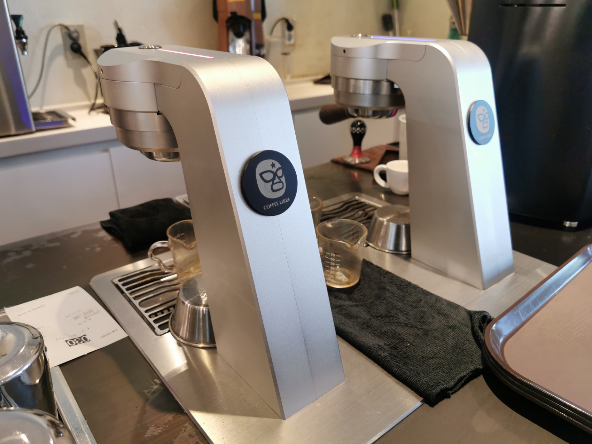 COFFEE LIBRE | 서울시 중구 명동길 74 | +82 2-774-0615