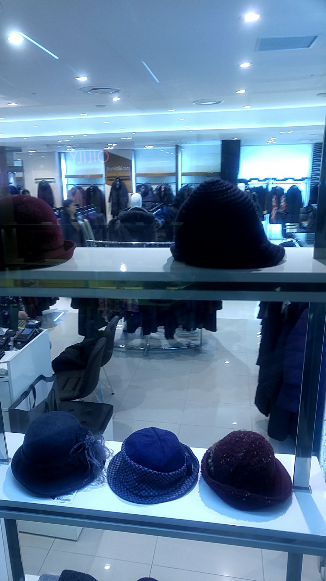 롯데백화점 | 서울특별시 영등포구 경인로 846 | +82 2-2632-2500