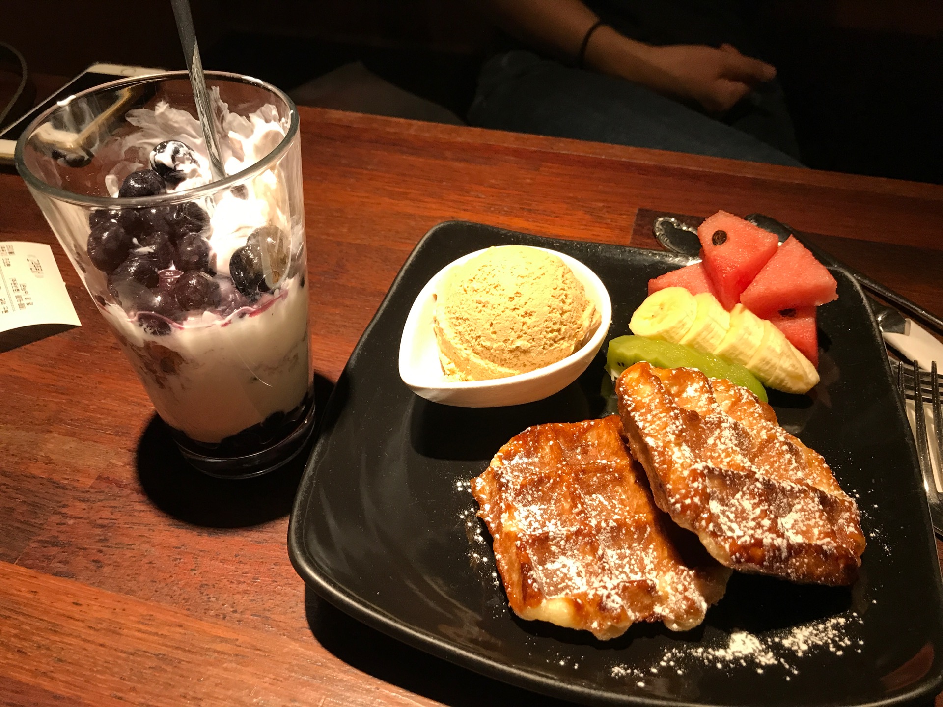 Waffle it up | 서울 서대문구 이화여대길 77 | +82 2-312-5413