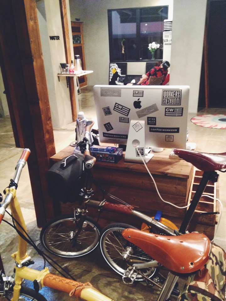 Coffee Workers | Seoul 마포구 와우산로 43 | +82 70-4224-5453