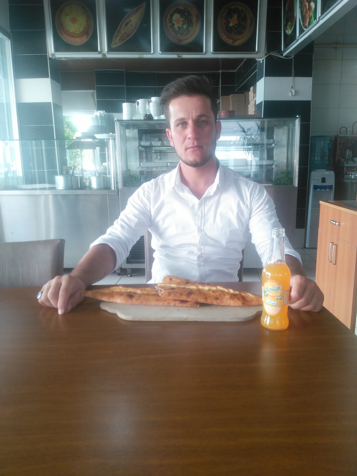 Akademi Görele Pidecisi | Küplüce Tomruk Caddesi, 34676 Üsküdar/İstanbul | +90 216 422 25 48