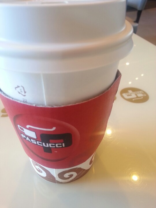 CAFFÉ PASCUCCI | 서울시 영등포구 여의도동 13 진미파라곤 1층 | +82 2-780-8497