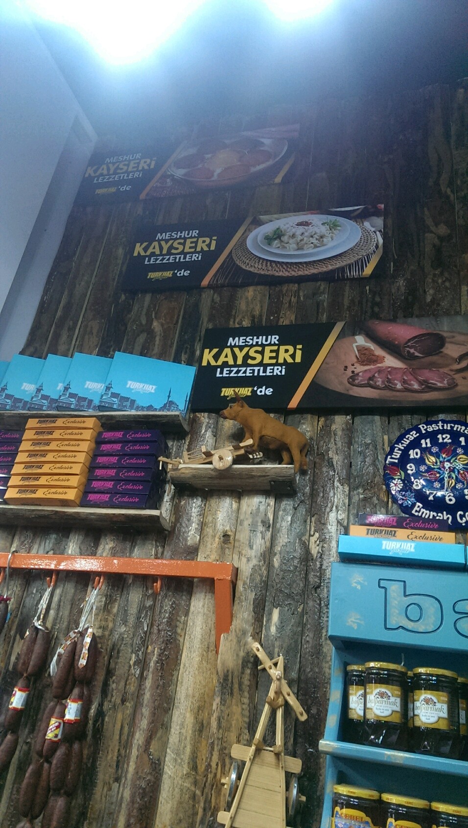 Turkuaz Pastırma & Sucuk | Cumhuriyet Meydanı, Melikgazi/Kayseri | +90 352 231 09 81