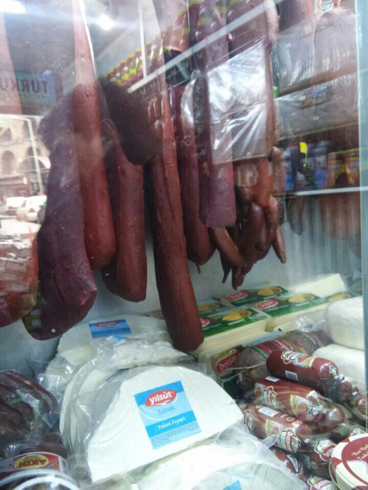 Turkuaz Pastırma & Sucuk | Cumhuriyet Meydanı, Melikgazi/Kayseri | +90 352 231 09 81