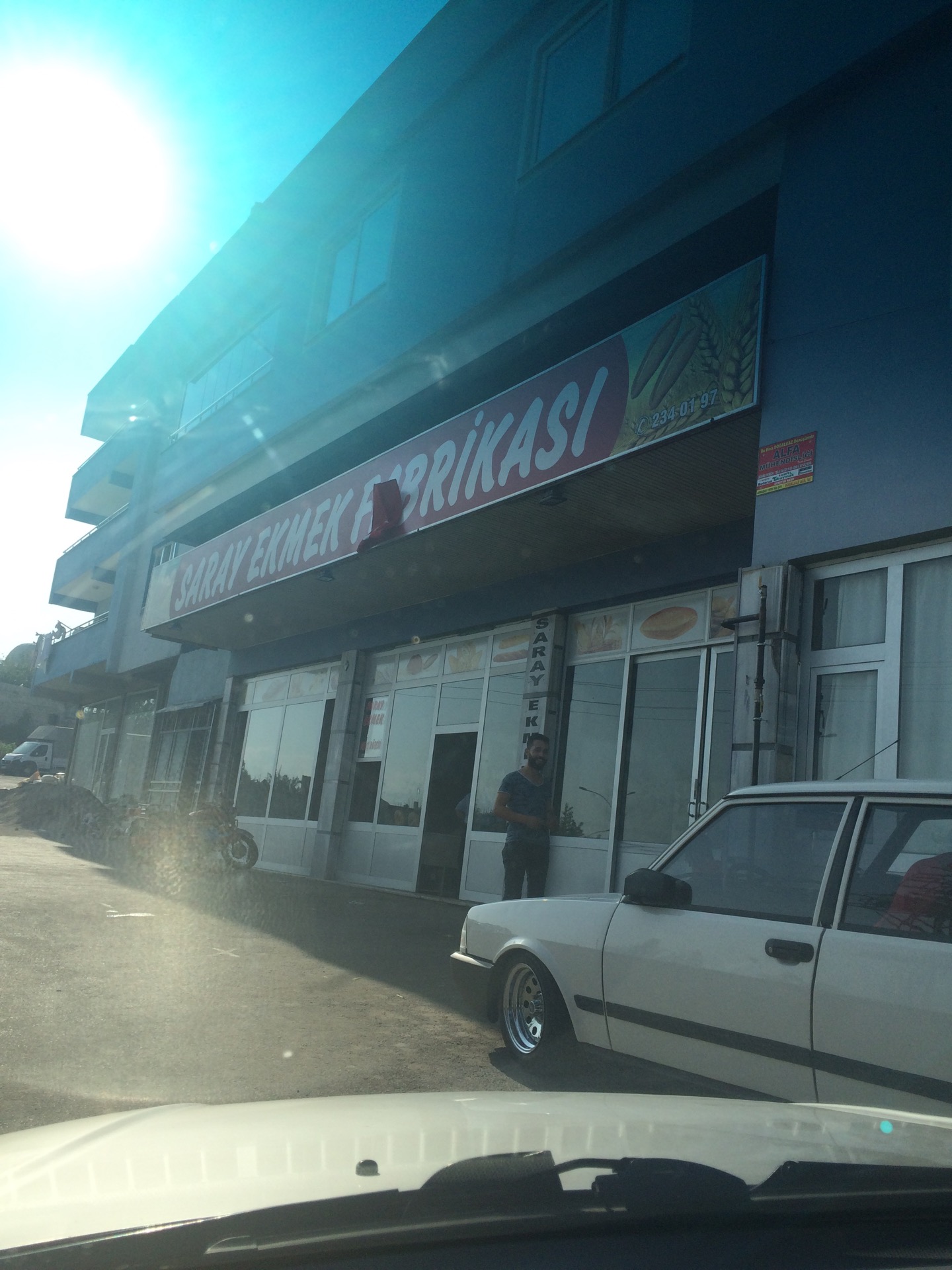 Saray Ekmek Fabrikası | Piri Reis Mahallesi 67.Sk. No:2, 46100 Onikisubat/Kahramanmaraş | +90 344 234 01 97