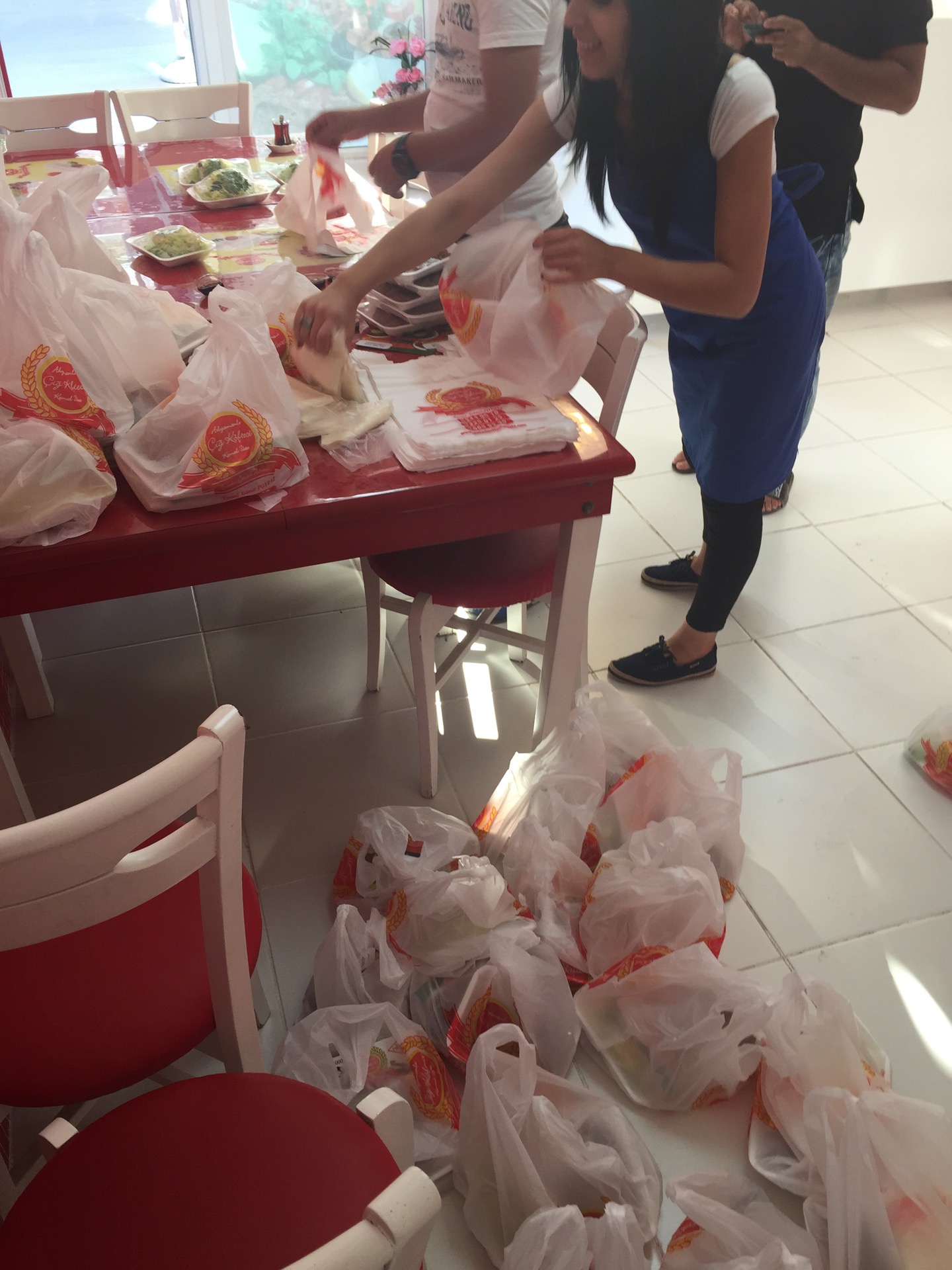 Adıyamanlı Çiğköfteci Kemal USTA Söğüt Şubesi | Eskişehir Caddesi Orta Mahalle No39/a, Bilecik / Söğüt | +90 532 412 73 26