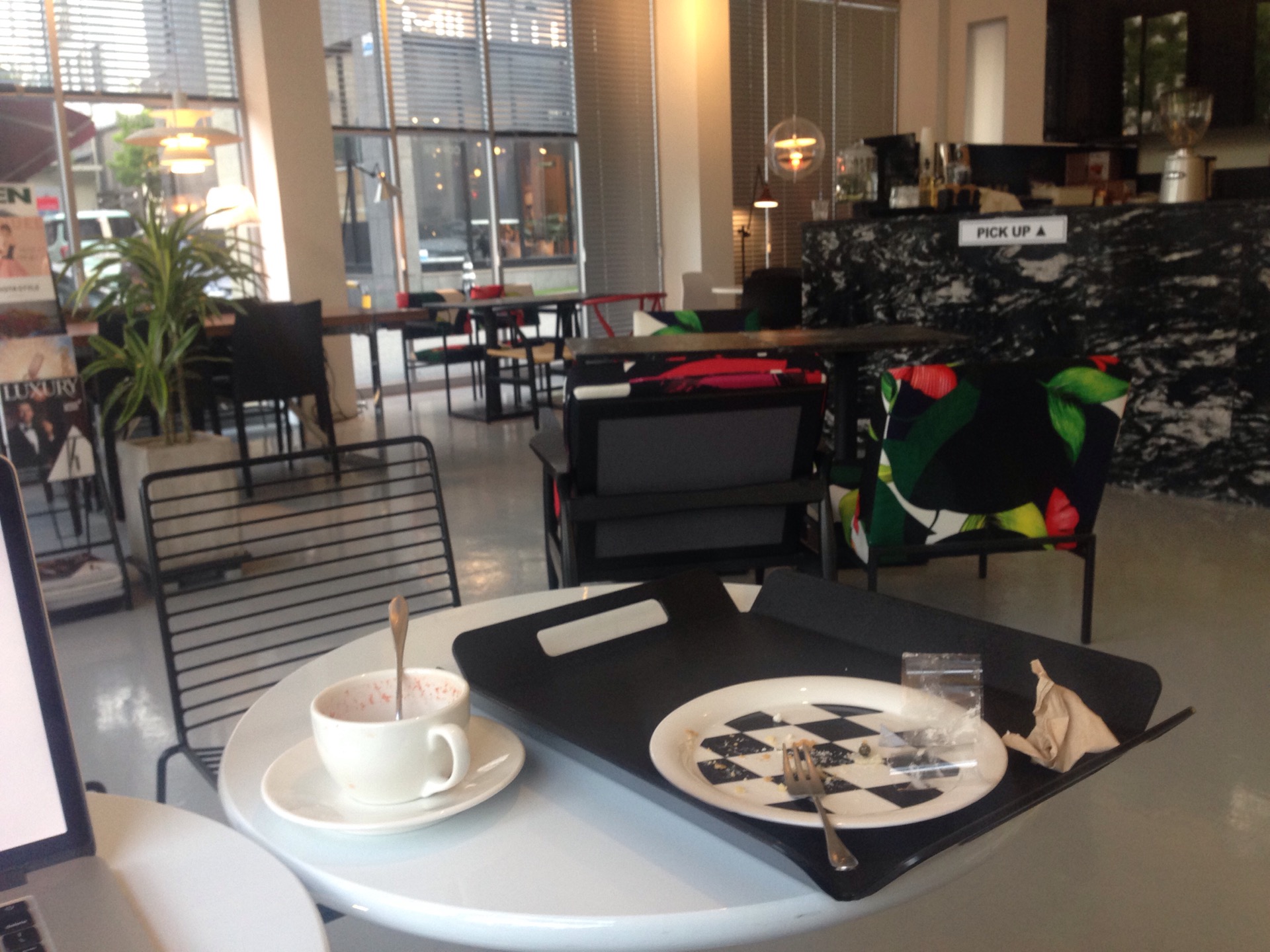 AUTUM RIFE COFFEE | 성남시 경기도 성남시 분당구 판교역로2번길17 | +82 31-701-0553 AUTUM RIFE COFFEE | 성남시 경기도 성남시 분당구 판교역로2번길17 | +82 31-701-0553