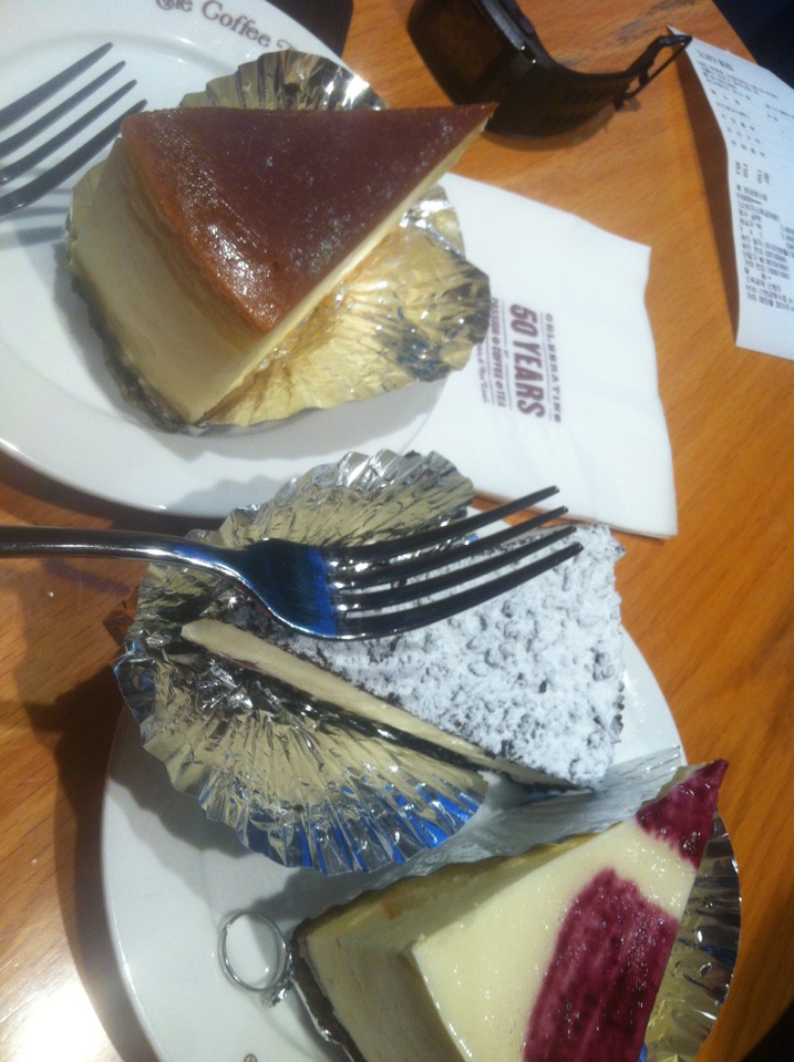 The Coffee Bean & Tea Leaf | 서울 마포구 홍익로 7 | +82 2-3141-7948