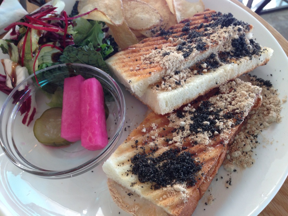 Bravo Burrito | 서울 광진구 자양동 227-342 지층, 1층, 2층, 3층 | +82 2-2218-3267