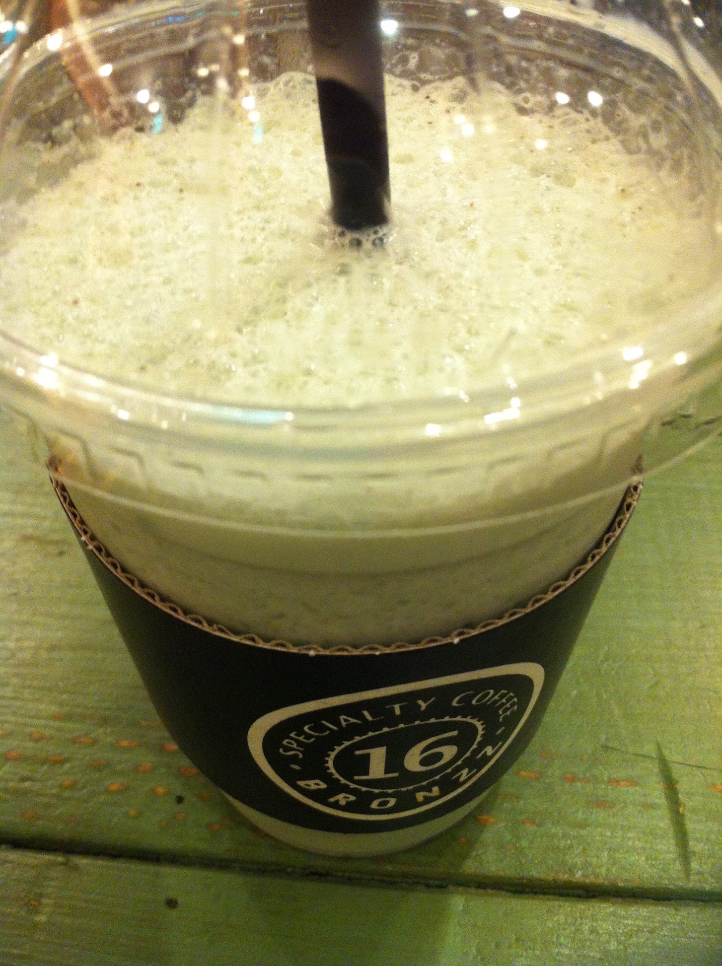 Coffee Bronzz | 서울 중구 퇴계로 72 리더스뷰남산 1F | +82 2-318-0160