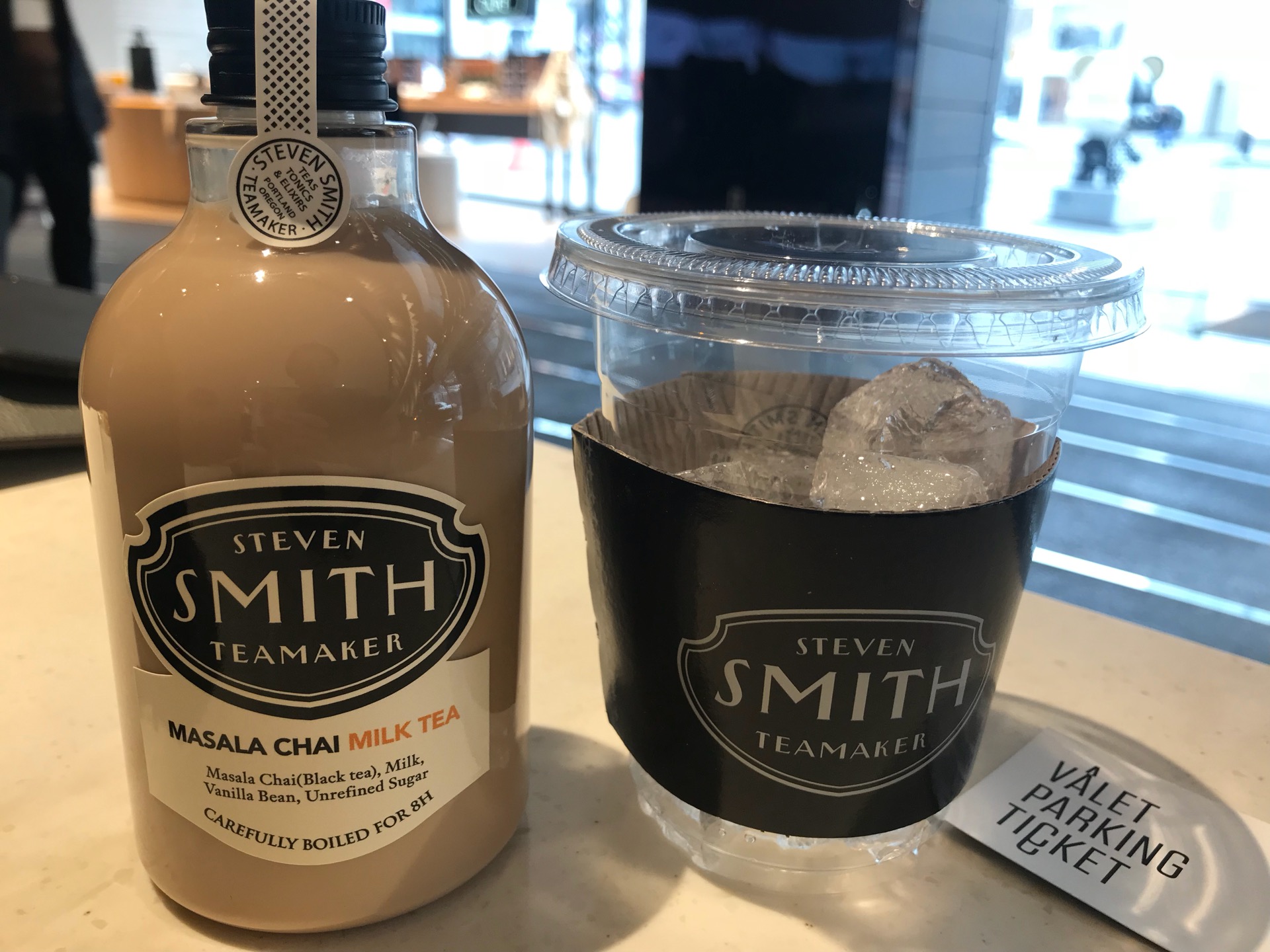 STEVEN SMITH TEAMAKER | 서울 강남구 압구정로 417 | +82 2-516-0360