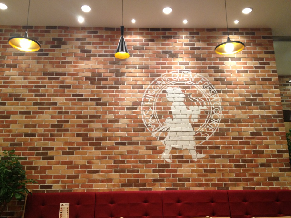 Mrs. Higgins | 서울 서초구 남부순환로 2575 | +82 2-521-1829