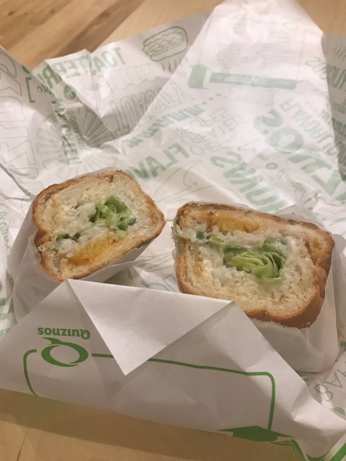Quiznos Sub | 서울 중구 소공로 46 쌍용남산플래티넘 B101호 | +82 2-3789-2308