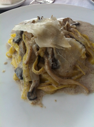 10 Corso Como | Seoul 강남구 압구정로 416 | +82 2-3018-1010