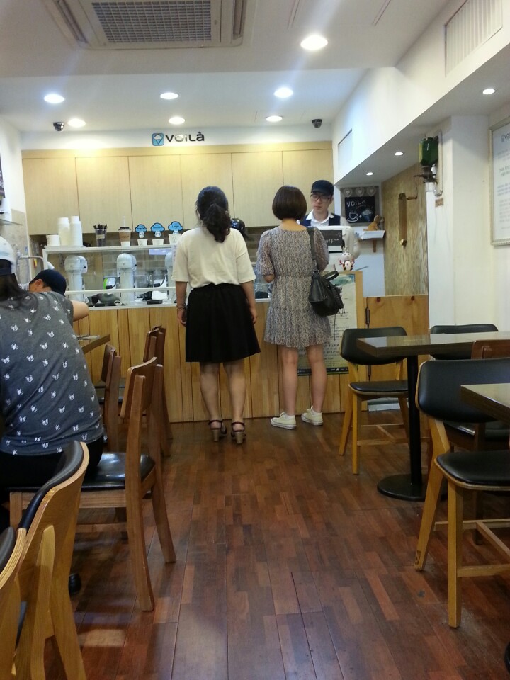 VOILà creamery | 서울 마포구 와우산로27길 56 | +82 2-332-0046 VOILà creamery | 서울 마포구 와우산로27길 56 | +82 2-332-0046