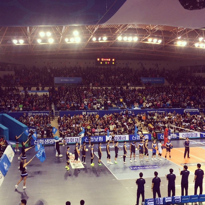 유관순체육관 | 충청남도 천안 서북구 번영로 208 | +82 41-529-5000