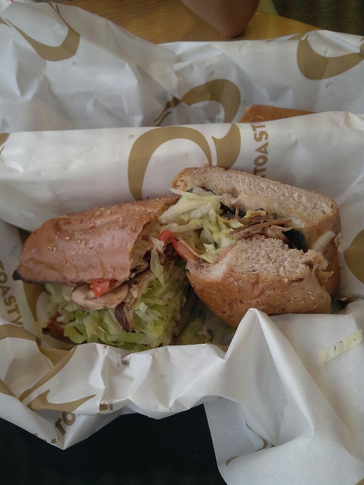 Quiznos Sub | 서울 중구 소공로 46 쌍용남산플래티넘 B101호 | +82 2-3789-2308