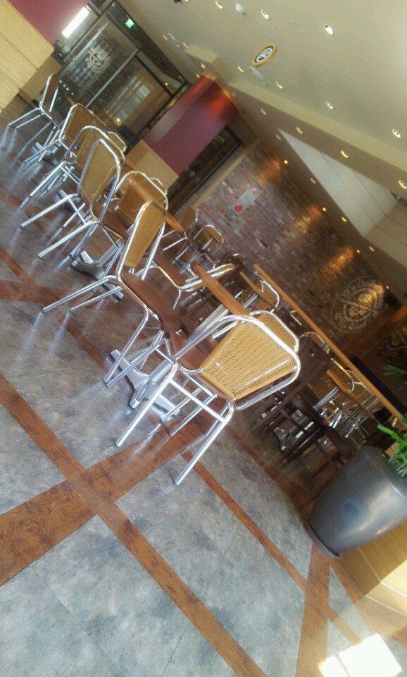 The Coffee Bean & Tea Leaf | 서울 마포구 홍익로 7 | +82 2-3141-7948