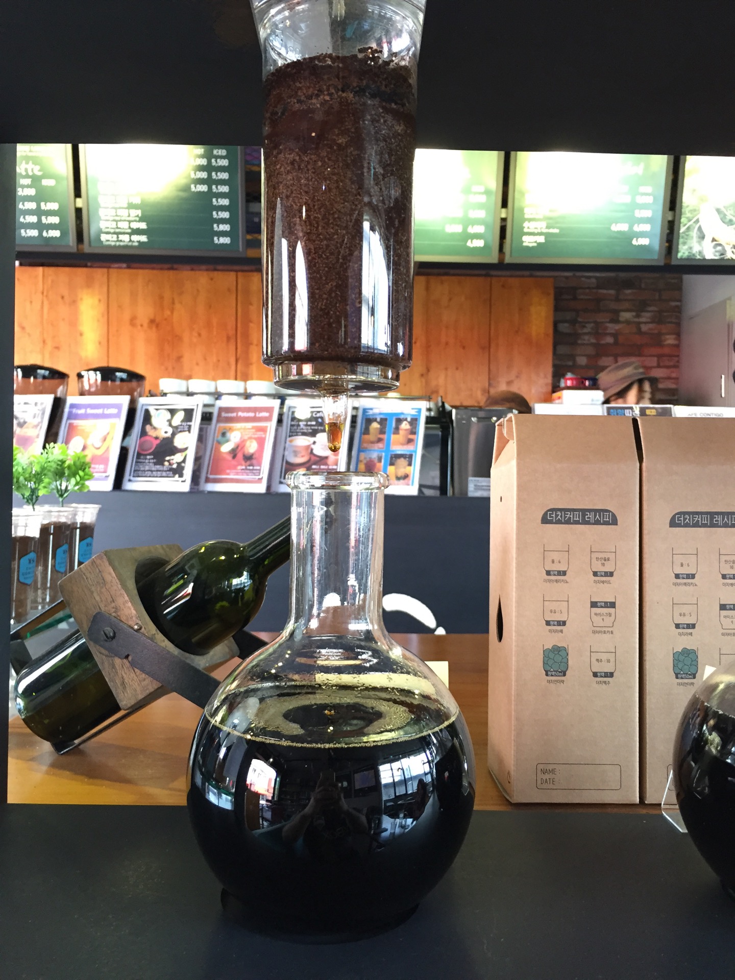 CAFE CONTIGO | 인천 중구 제물량로 262-20 | +82 32-766-5627