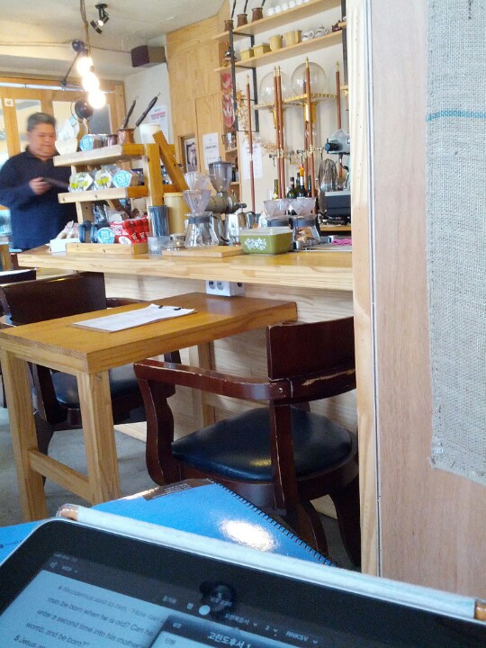 cafe GROUND | 서울 대한민국 서울특별시 마포구 합정동 91-11 | +82 2-322-1222