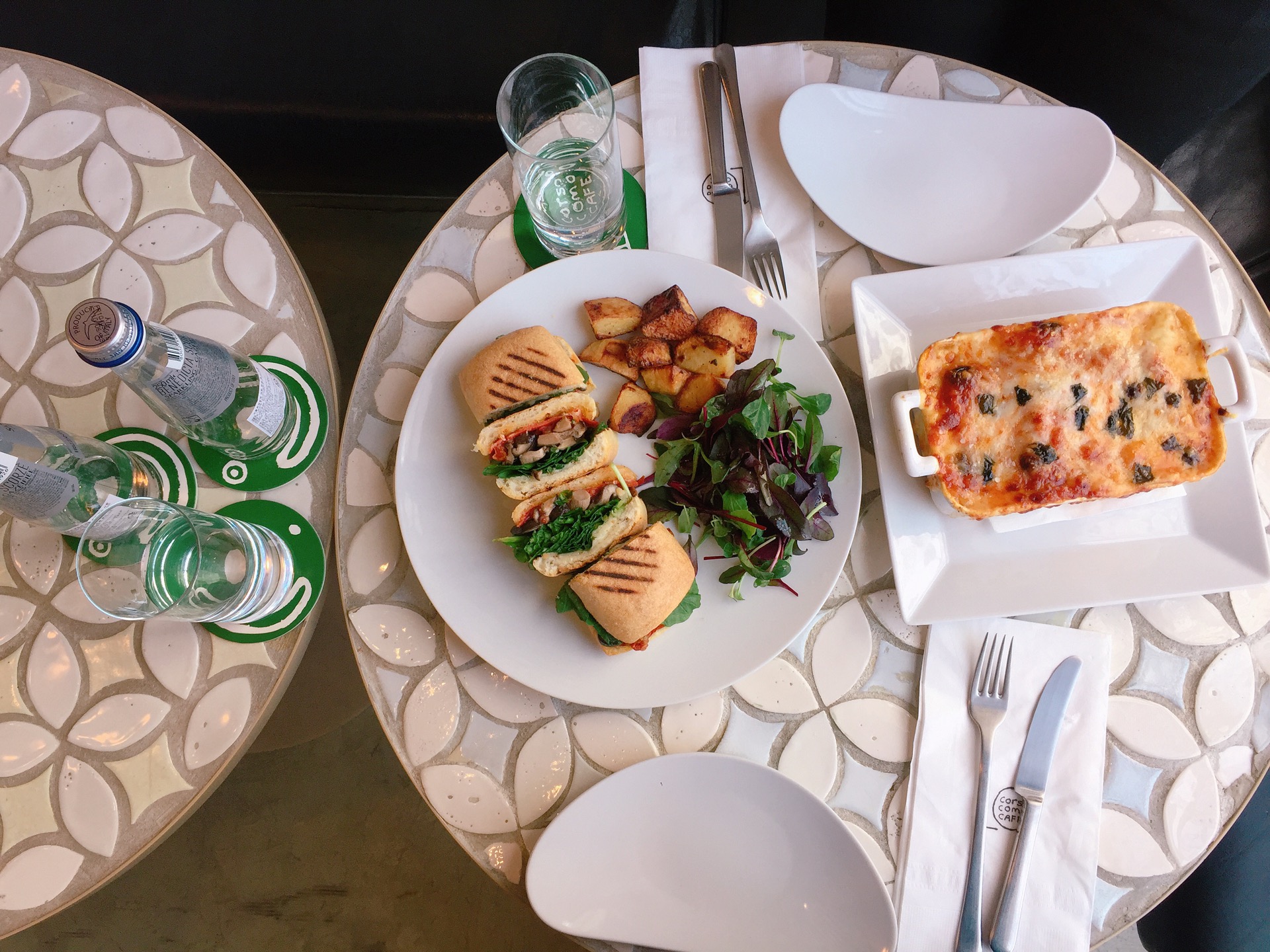 10 corso como cafe | Seoul Junggu 압구정로 416 더트리니티빌딩 | +82 2-3018-1010