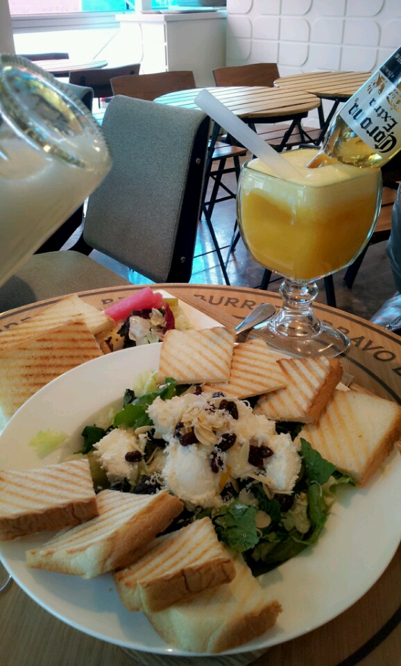 Bravo Burrito | 서울 광진구 자양동 227-342 지층, 1층, 2층, 3층 | +82 2-2218-3267