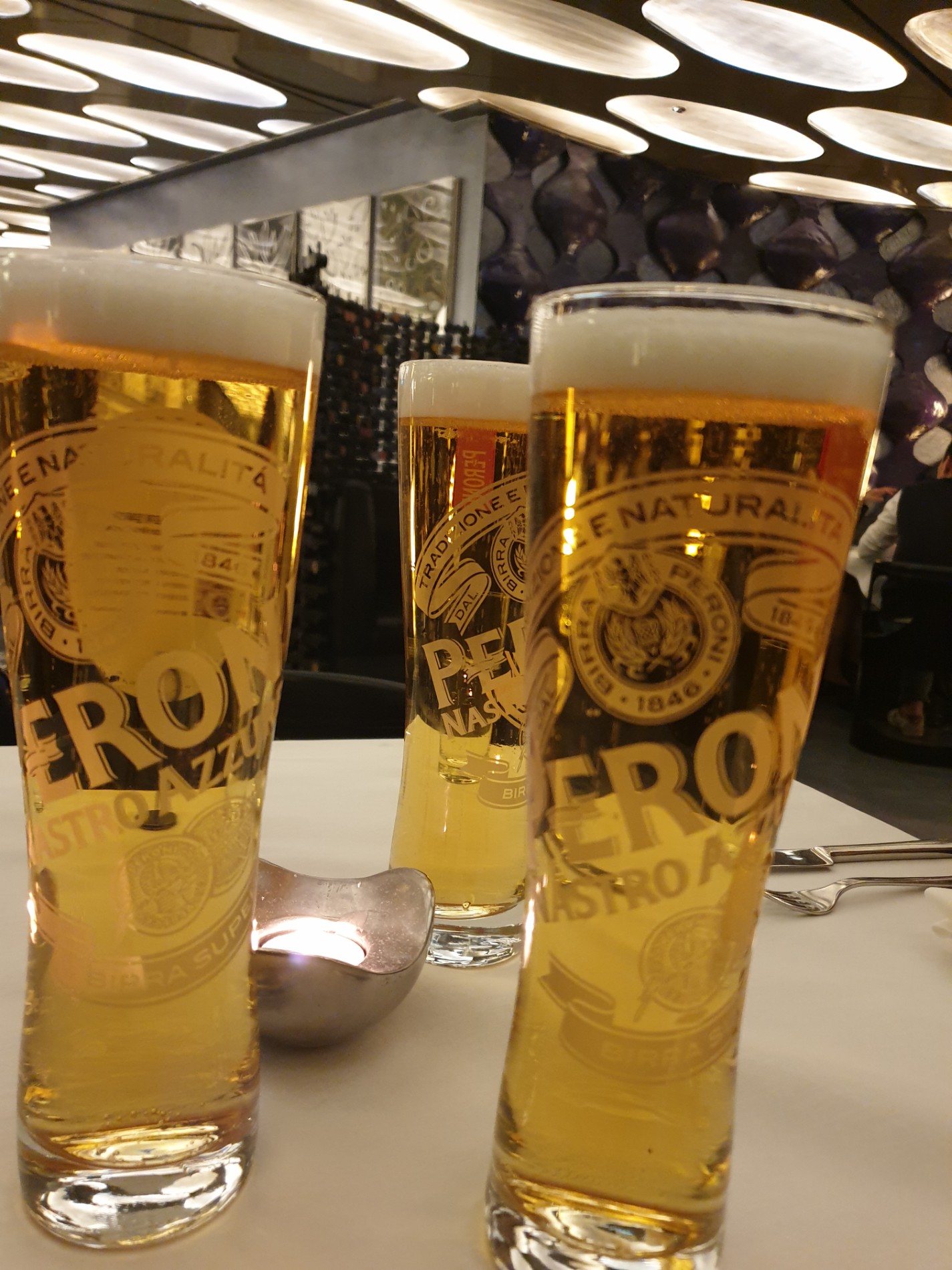 10 corso como cafe | Seoul Junggu 압구정로 416 더트리니티빌딩 | +82 2-3018-1010