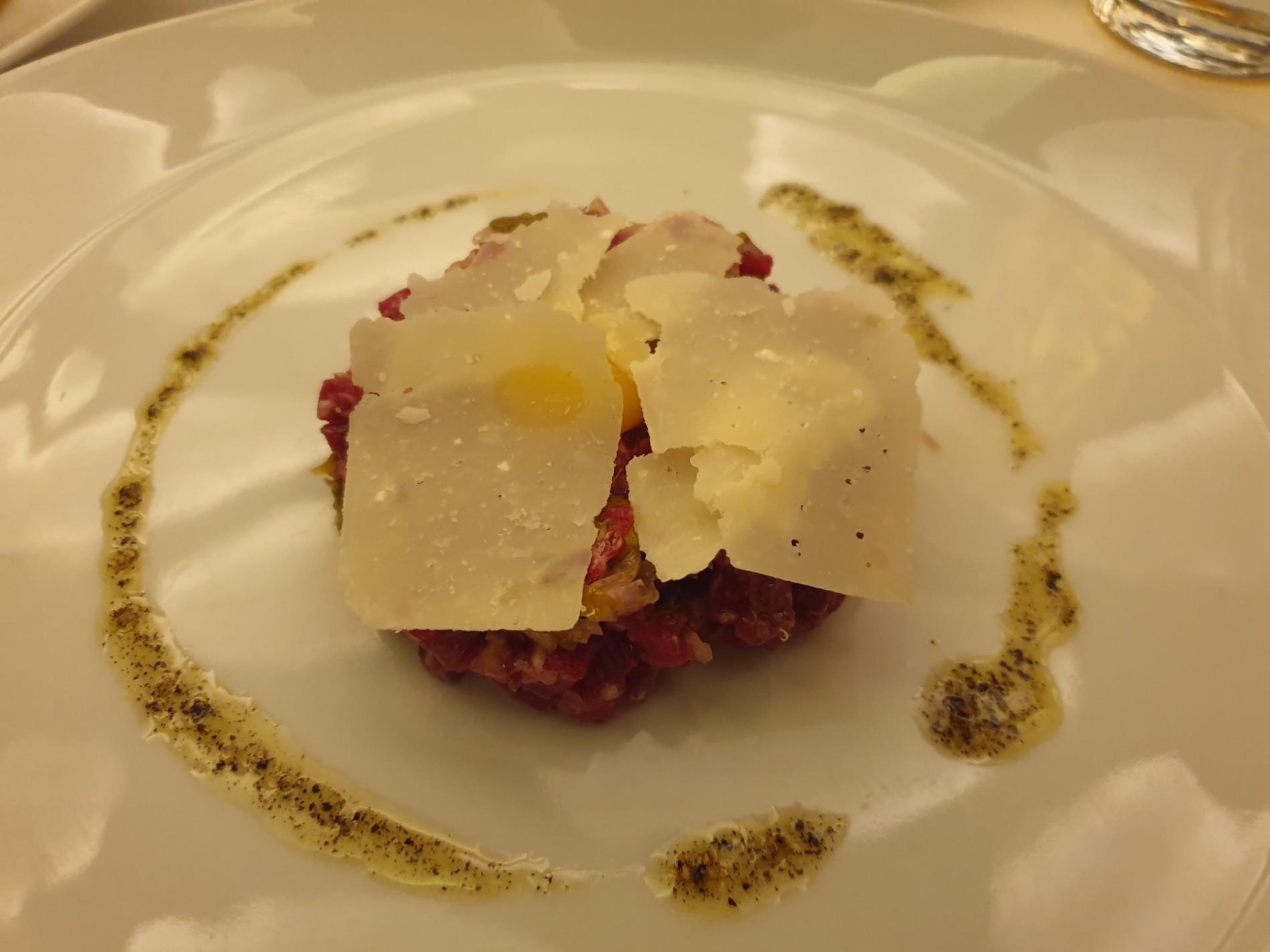 10 corso como cafe | Seoul Junggu 압구정로 416 더트리니티빌딩 | +82 2-3018-1010