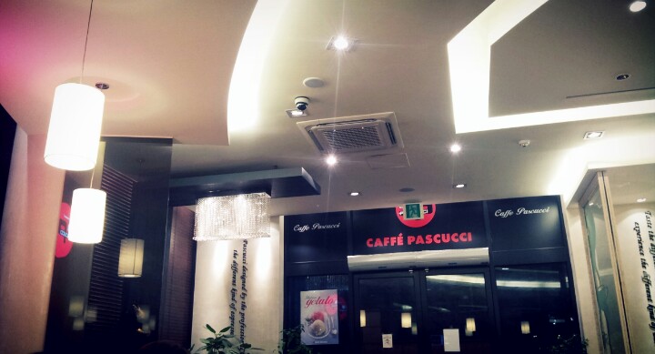 CAFFÉ PASCUCCI | 서울 송파구 송파대로 558 | +82 2-423-8497