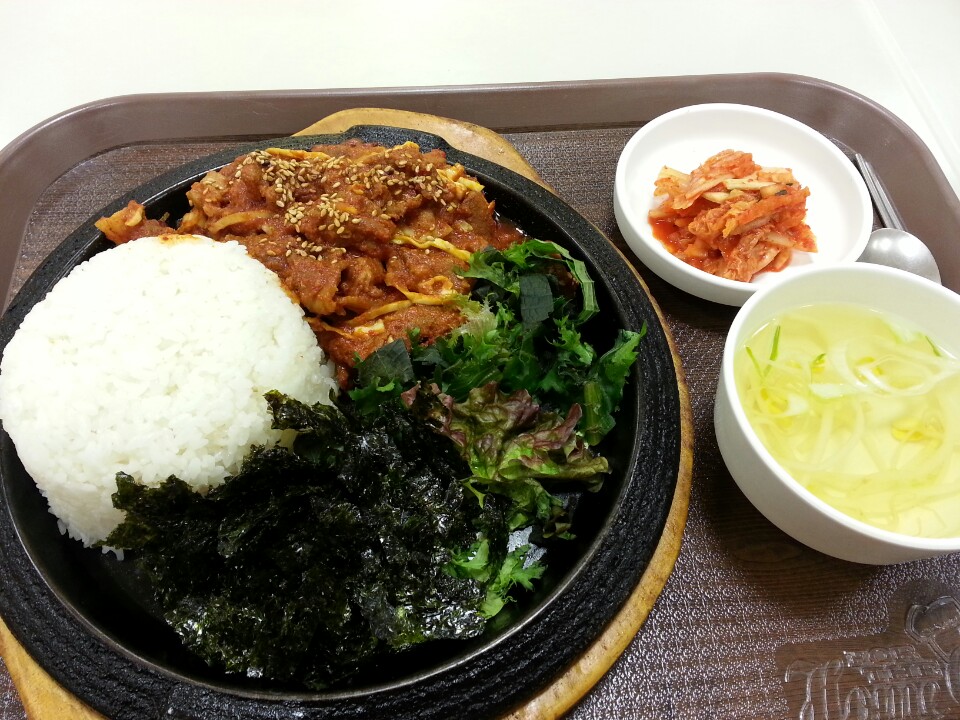 롯데마트 | 경기도 양주 평화로 1547 | +82 31-870-2500
