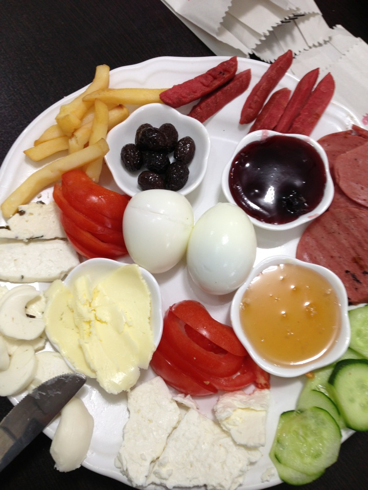 Bonzai Kahvaltı Salonu | 2000 İş Merkezi, Merkez/Batman | +90 543 773 81 26