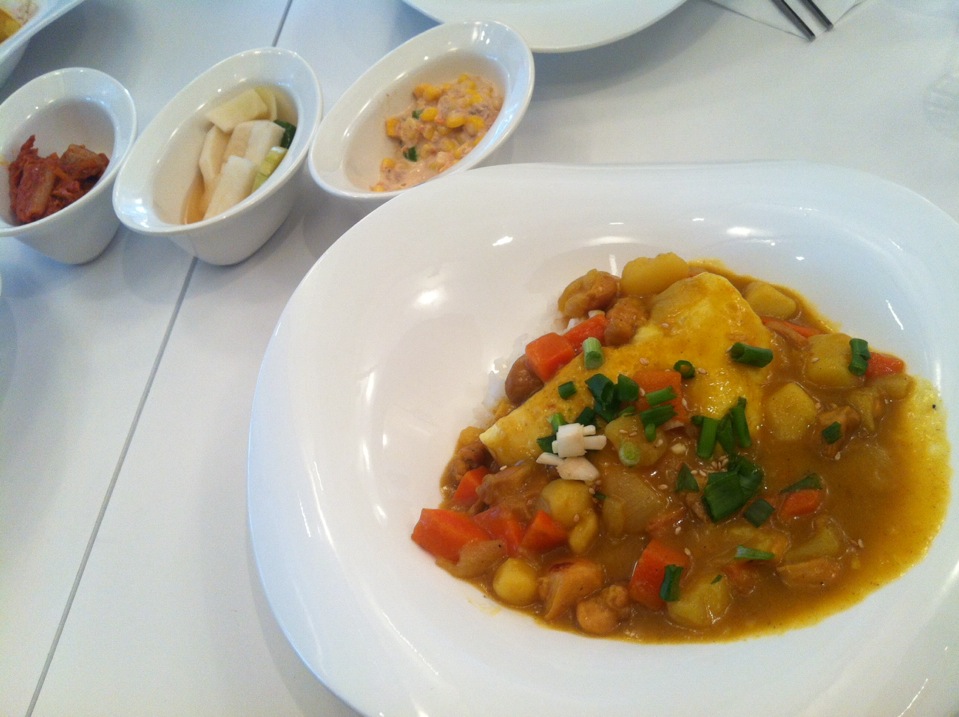 CLASSIC TONGDAK | Seoul 강남구 도산대로15길 11 | +82 2-6414-7621 CLASSIC TONGDAK | Seoul 강남구 도산대로15길 11 | +82 2-6414-7621