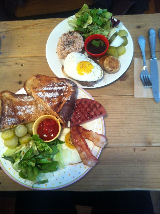 café VINCENNES | South Korea 서대문구 연희로11길 41 | +82 2-335-3279