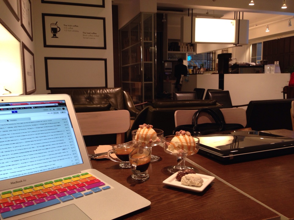 White Chocola | 서울 서초구 마방로2길 29 | +82 2-574-2250