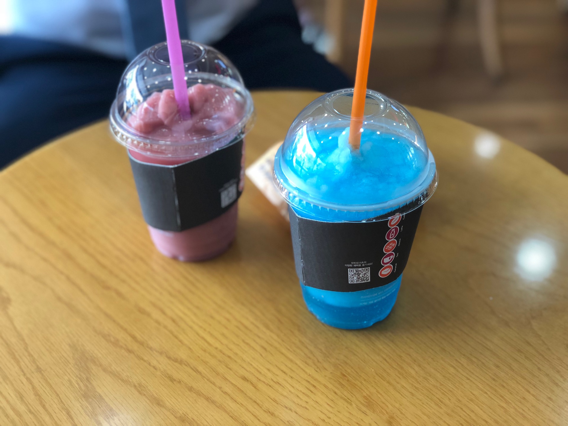 DUNKIN DONUTS | 서울 서초구 방배로25길 4 | +82 2-593-0453