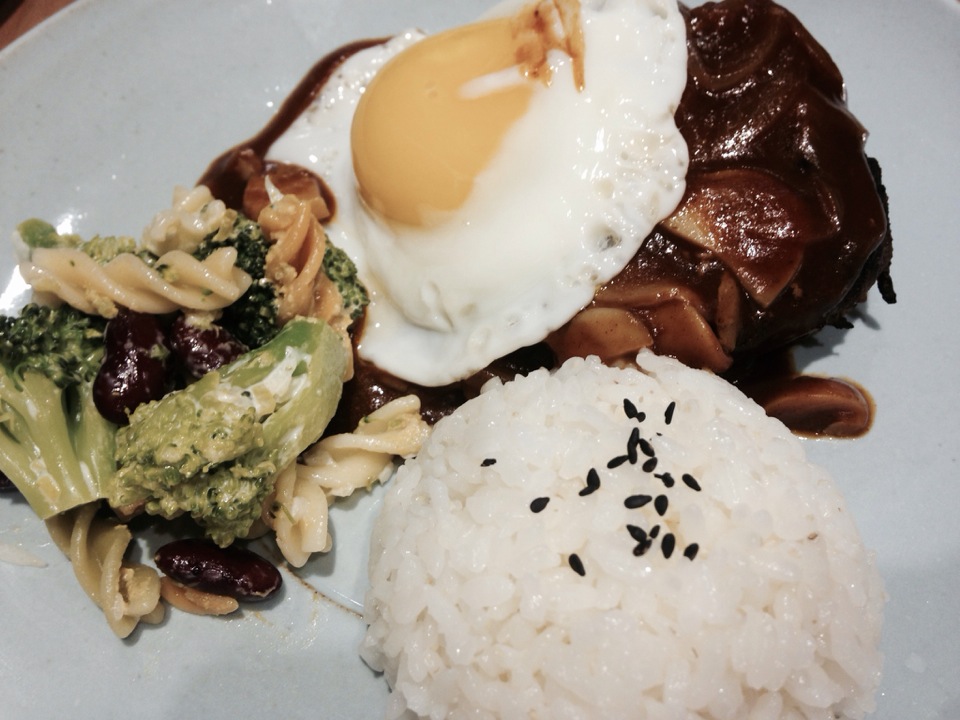 Cafe de Cera | 서울시 종로구 창덕궁길 191 | +82 2-762-0756