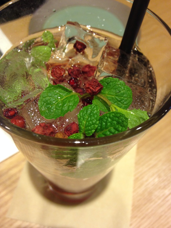 Cafe de Cera | 서울시 종로구 창덕궁길 191 | +82 2-762-0756