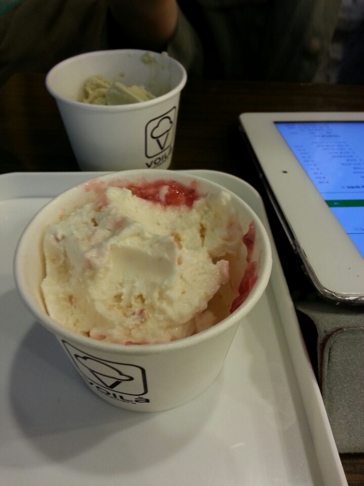 VOILà creamery | 서울 마포구 와우산로27길 56 | +82 2-332-0046 VOILà creamery | 서울 마포구 와우산로27길 56 | +82 2-332-0046
