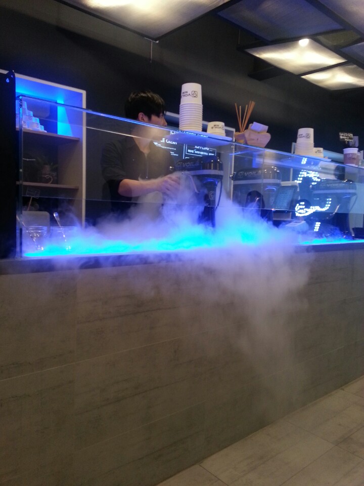 VOILà creamery | 서울 마포구 와우산로27길 56 | +82 2-332-0046 VOILà creamery | 서울 마포구 와우산로27길 56 | +82 2-332-0046