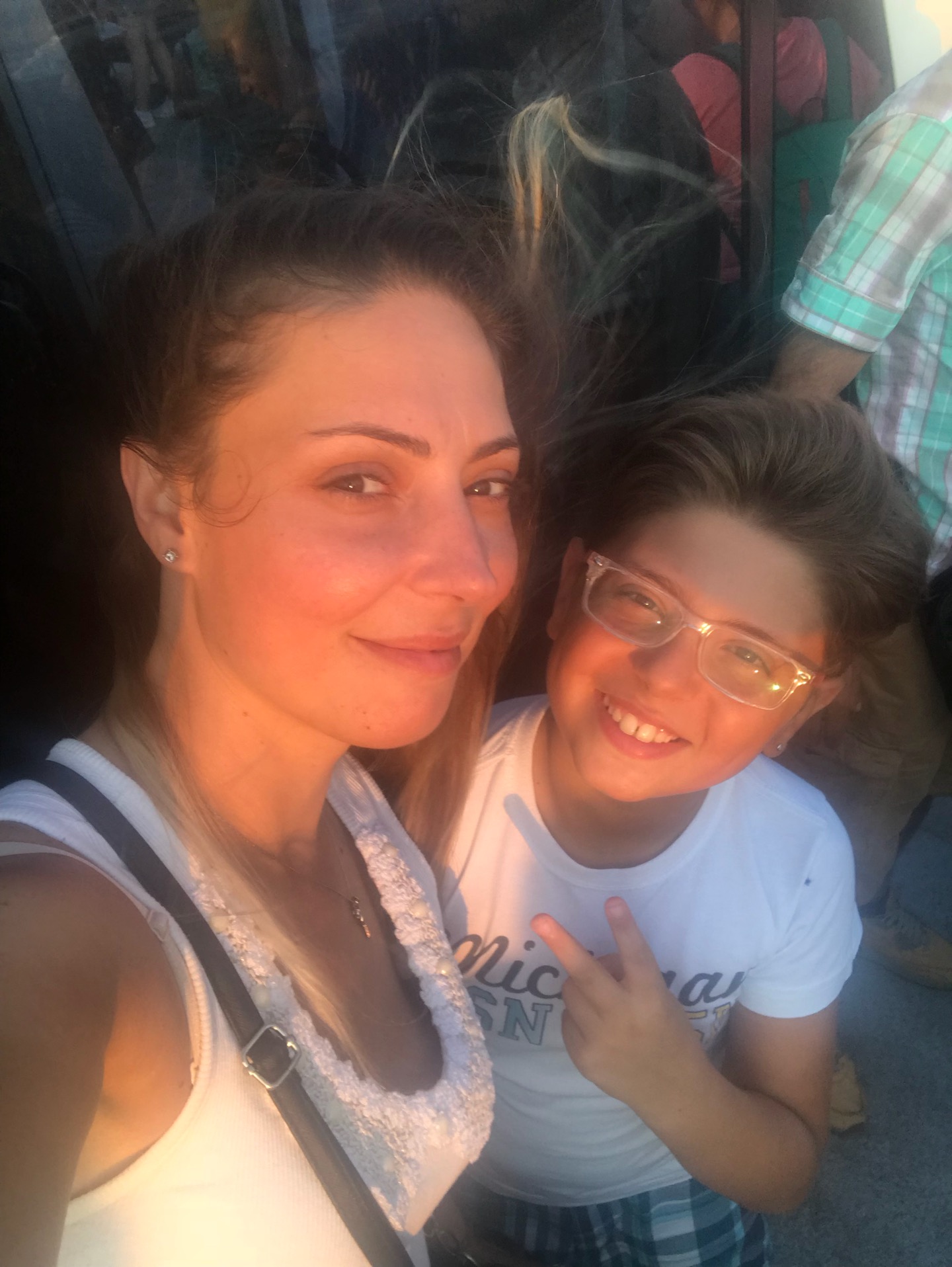 Banco Çamlık Mağaza | Erdoğan Akkaya Sokak No:26/A, Karsiyaka/İzmir | +90 850 420 2335