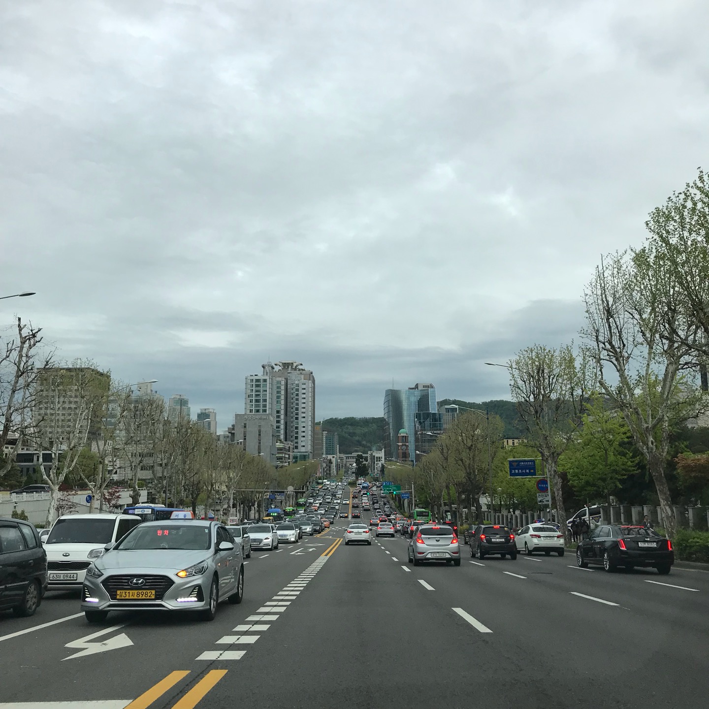서초경찰서 | 서울 서초구 반포대로 179 | +82 2-3483-9200