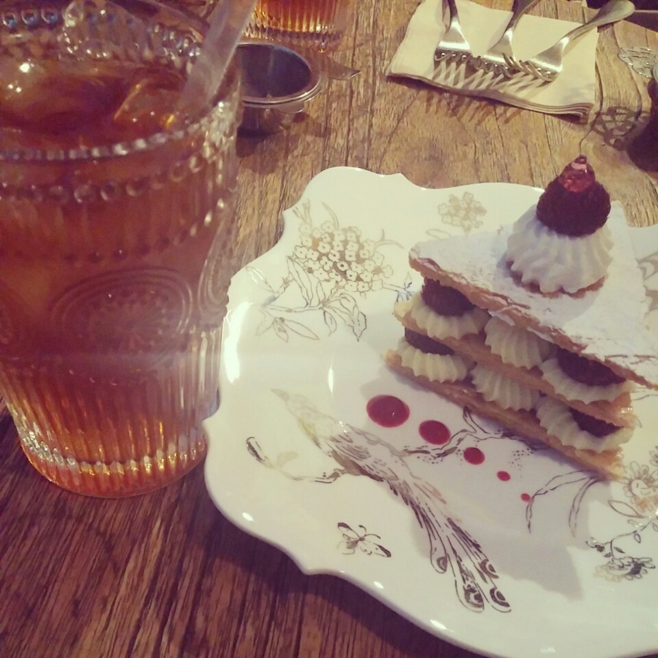 Mon Cafe Gregory | 서울 마포구 양화로6길 84 | +82 2-322-9579