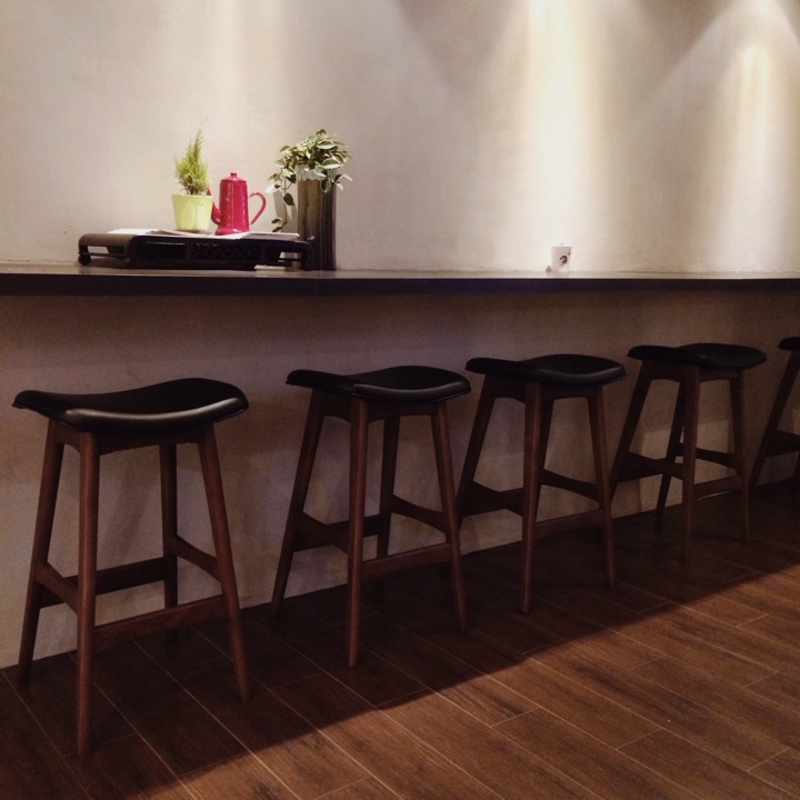 COFFEE LIBRE | 서울시 중구 명동길 74 | +82 2-774-0615