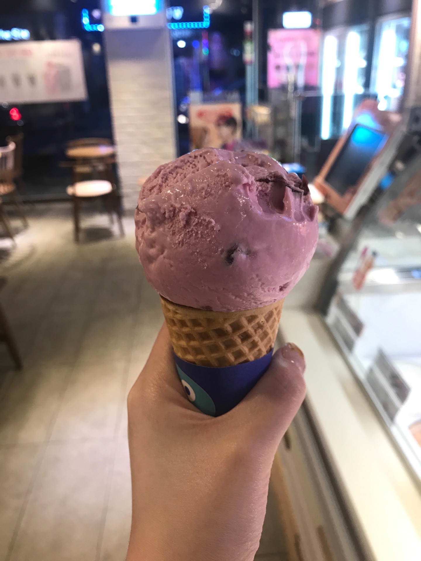 Baskin Robbins 31 | 서울 마포구 삼개로 10-1 | +82 2-3272-3131 Baskin Robbins 31 | 서울 마포구 삼개로 10-1 | +82 2-3272-3131