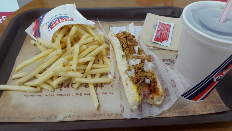 STEFF HOTDOG | Seoul 강서구 하늘길 112 | +82 2-2666-1071